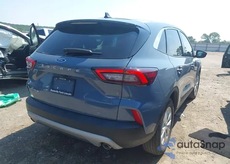 2024 Ford Escape Active z USA, uszkodzony, nr VIN 1FMCU0GN2RUB05854